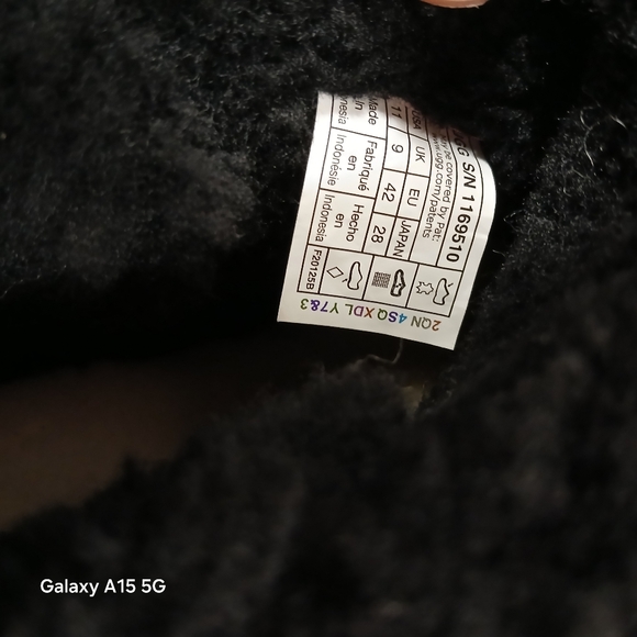 Women’s Ugg mini platform boots brand new size 11 - Picture 7 of 7